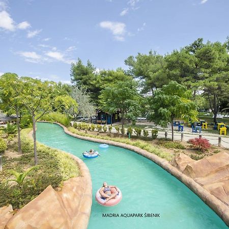 Apartments Orsula Near Old Town 시베니크 외부 사진