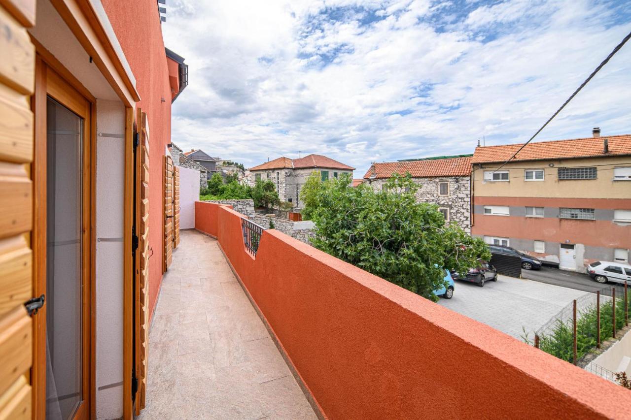 Apartments Orsula Near Old Town 시베니크 외부 사진