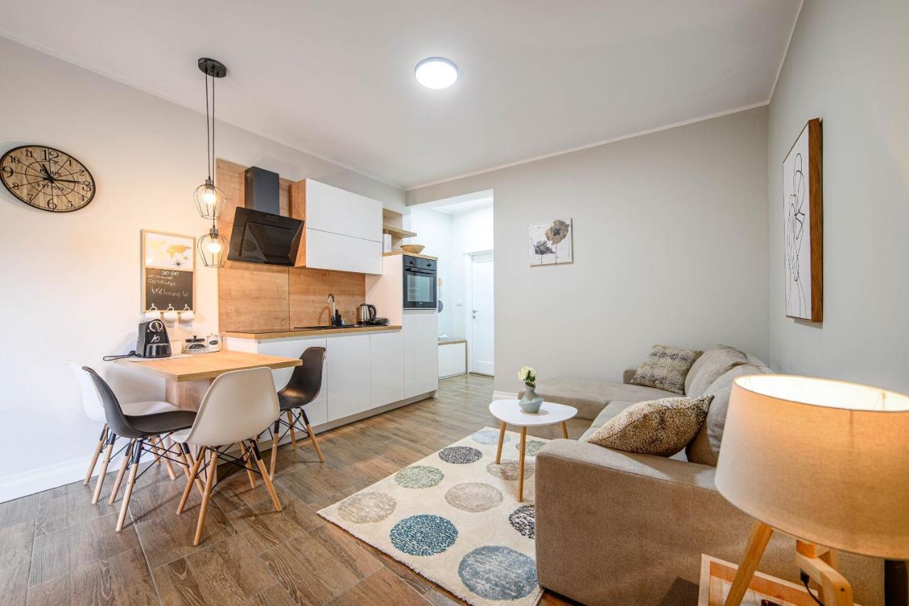 Apartments Orsula Near Old Town 시베니크 외부 사진
