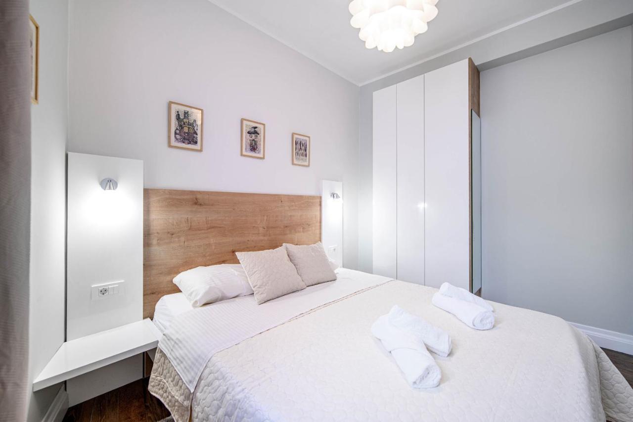 Apartments Orsula Near Old Town 시베니크 외부 사진