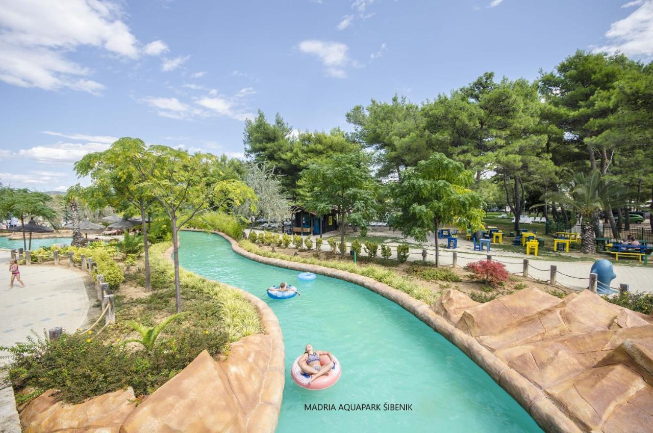 Apartments Orsula Near Old Town 시베니크 외부 사진